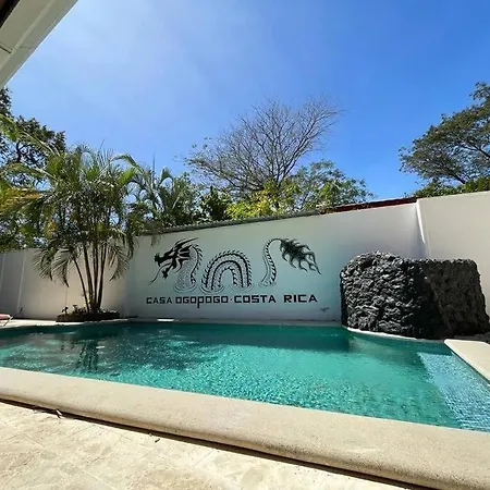Casa Ogopogo 2.0 - 5 Bedroom Home In Surfside Playa Potrero - Walk To Beach And Restaurants