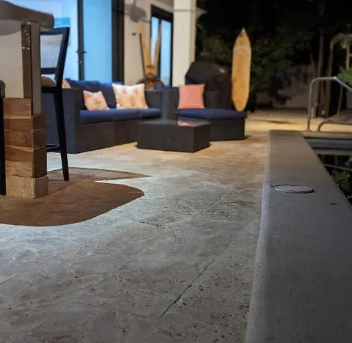 Casa Ogopogo 2.0 - 5 Bedroom In Surfside Playa - Walk To Beach&restaurants Сasa de vacaciones