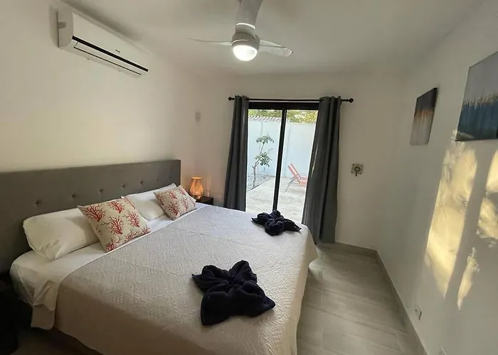 Casa Ogopogo 2.0 - 5 Bedroom In Surfside Playa - Walk To Beach&restaurants Сasa de vacaciones Potrero (Guanacaste)