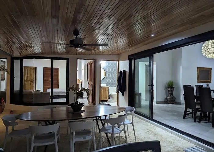Casa Ogopogo 2.0 - 5 Bedroom In Surfside Playa - Walk To Beach&restaurants * Potrero (Guanacaste)