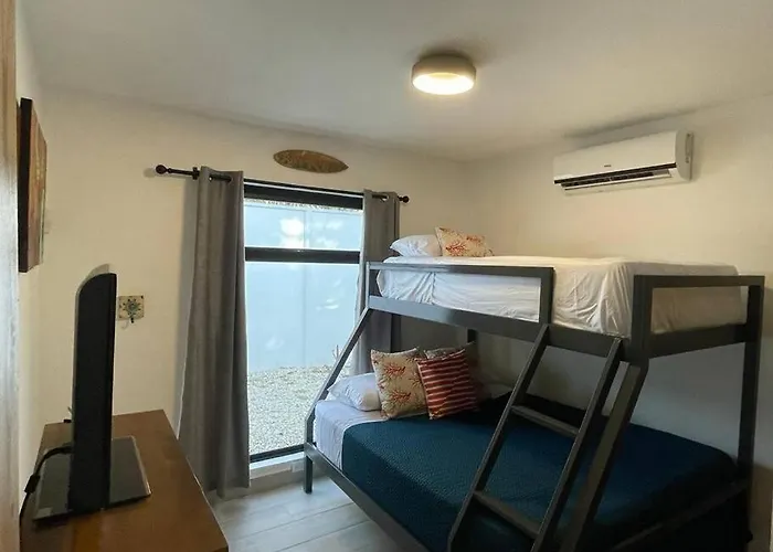 Casa Ogopogo 2.0 - 5 Bedroom In Surfside Playa - Walk To Beach&restaurants Сasa de vacaciones *