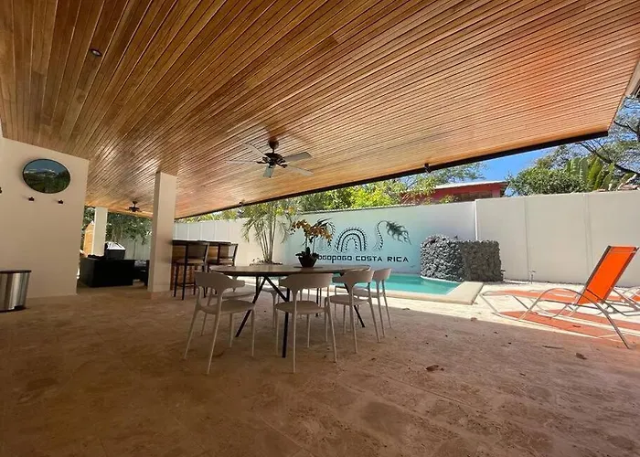 Сasa de vacaciones Casa Ogopogo 2.0 - 5 Bedroom In Surfside Playa - Walk To Beach&restaurants