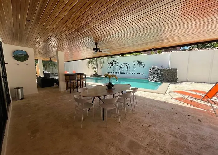 Casa Ogopogo 2.0 - 5 Bedroom In Surfside Playa - Walk To And Restaurants Ferienhaus Potrero (Guanacaste)