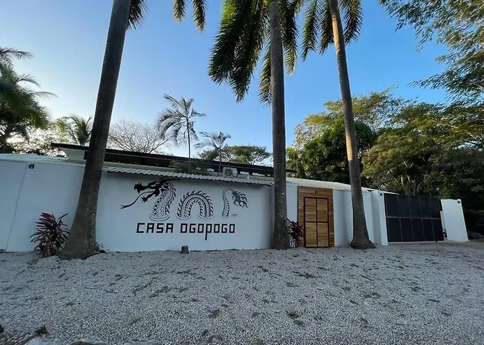 Сasa de vacaciones Casa Ogopogo 2.0 - 5 Bedroom In Surfside Playa - Walk To Beach&restaurants