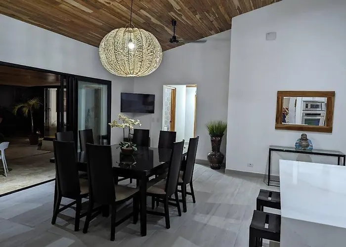 Ferienhaus Casa Ogopogo 2.0 - 5 Bedroom In Surfside Playa - Walk To And Restaurants Potrero (Guanacaste)