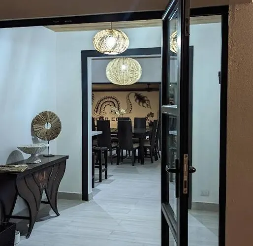 Сasa de vacaciones Casa Ogopogo 2.0 - 5 Bedroom In Surfside Playa - Walk To Beach&restaurants Potrero (Guanacaste)