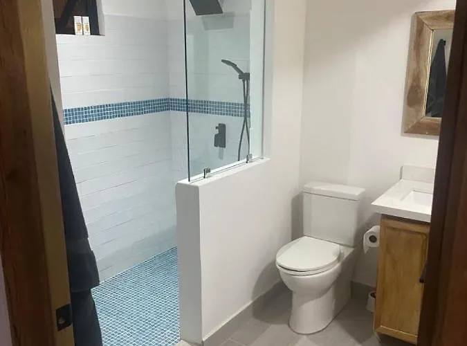 Casa Ogopogo 2.0 - 5 Bedroom In Surfside Playa - Walk To Beach&restaurants