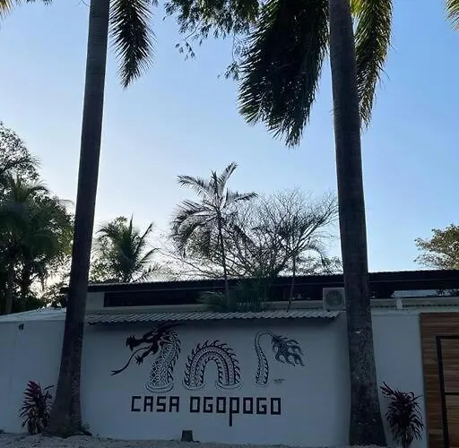 Casa Ogopogo 2.0 - 5 Bedroom In Surfside Playa - Walk To Beach&restaurants