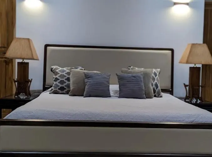 Casa Ogopogo 2.0 - 5 Bedroom In Surfside Playa - Walk To Beach&restaurants Сasa de vacaciones